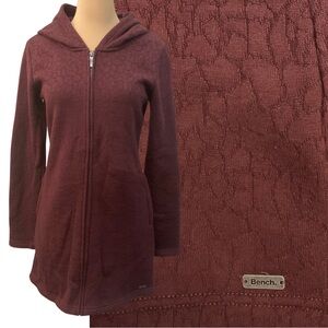 Bench. Multipurpose City Clothing Invinsible Jacket Burgundy Size: Small